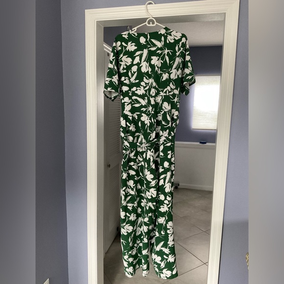 NWT Lane Bryant Green and White Leaf Print Wide Leg Romper - Picture 3 of 6